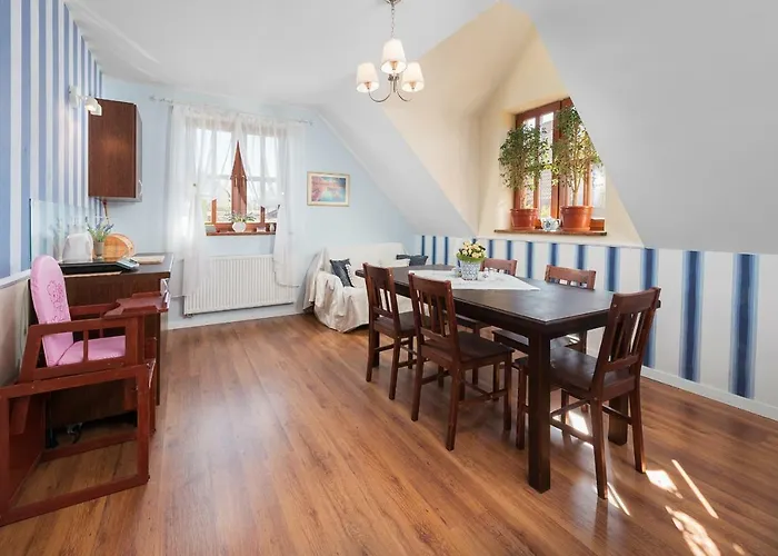 Farma Dom Na Rozdrozu *