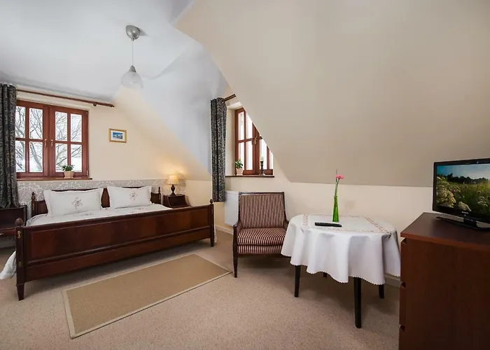 Dom Na Rozdrozu Farma *