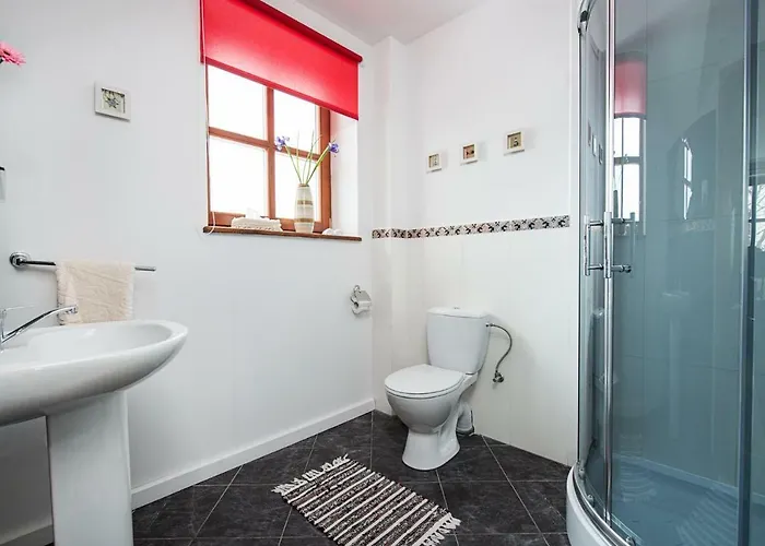 Dom Na Rozdrozu Farma *