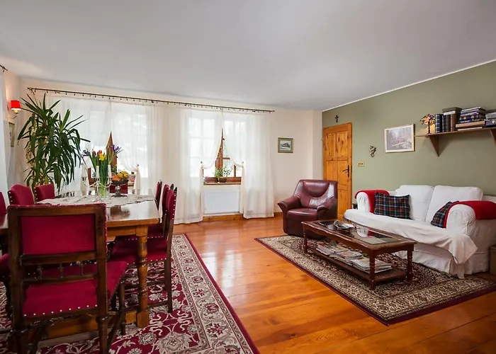 Farma Dom Na Rozdrozu